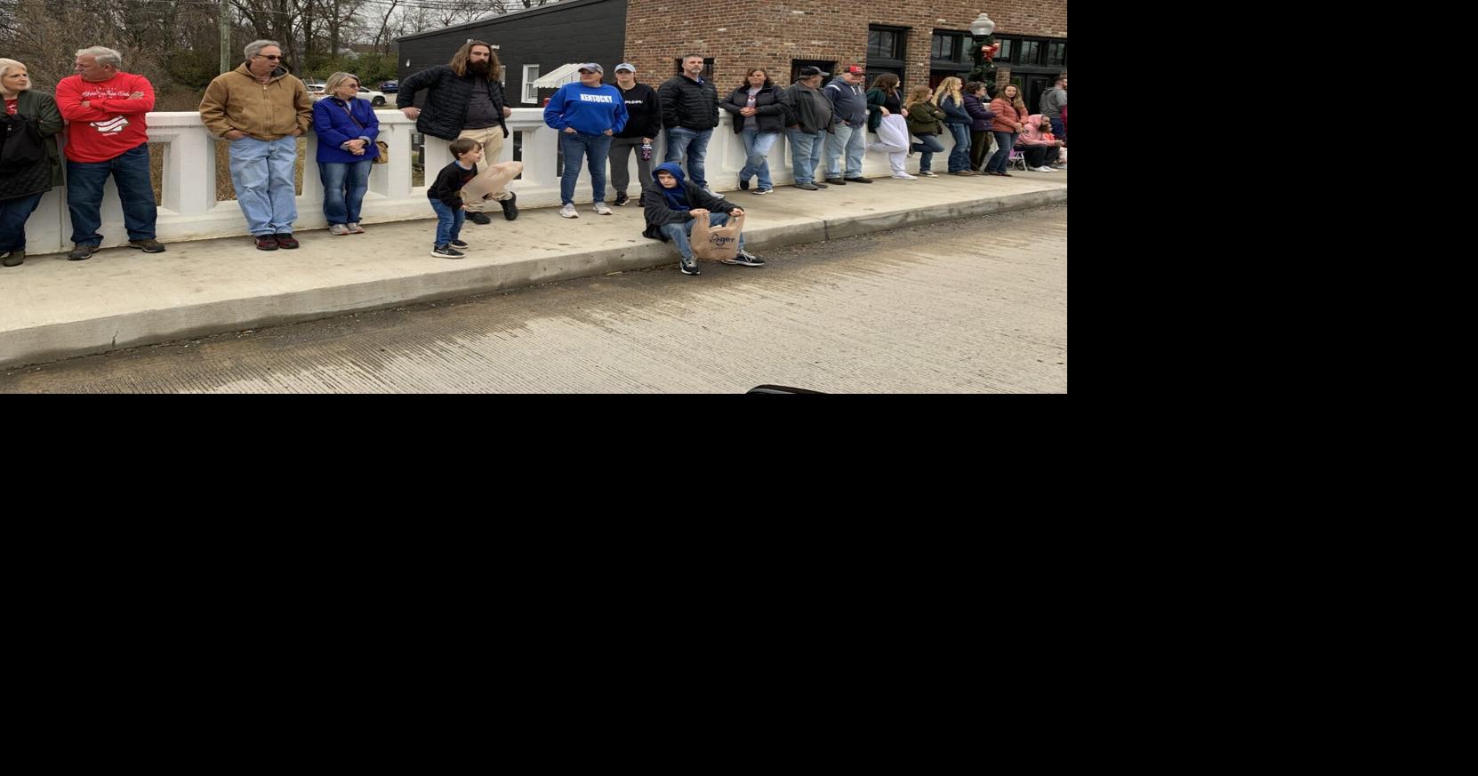 Bloomfield Christmas Parade 2023 .jpg