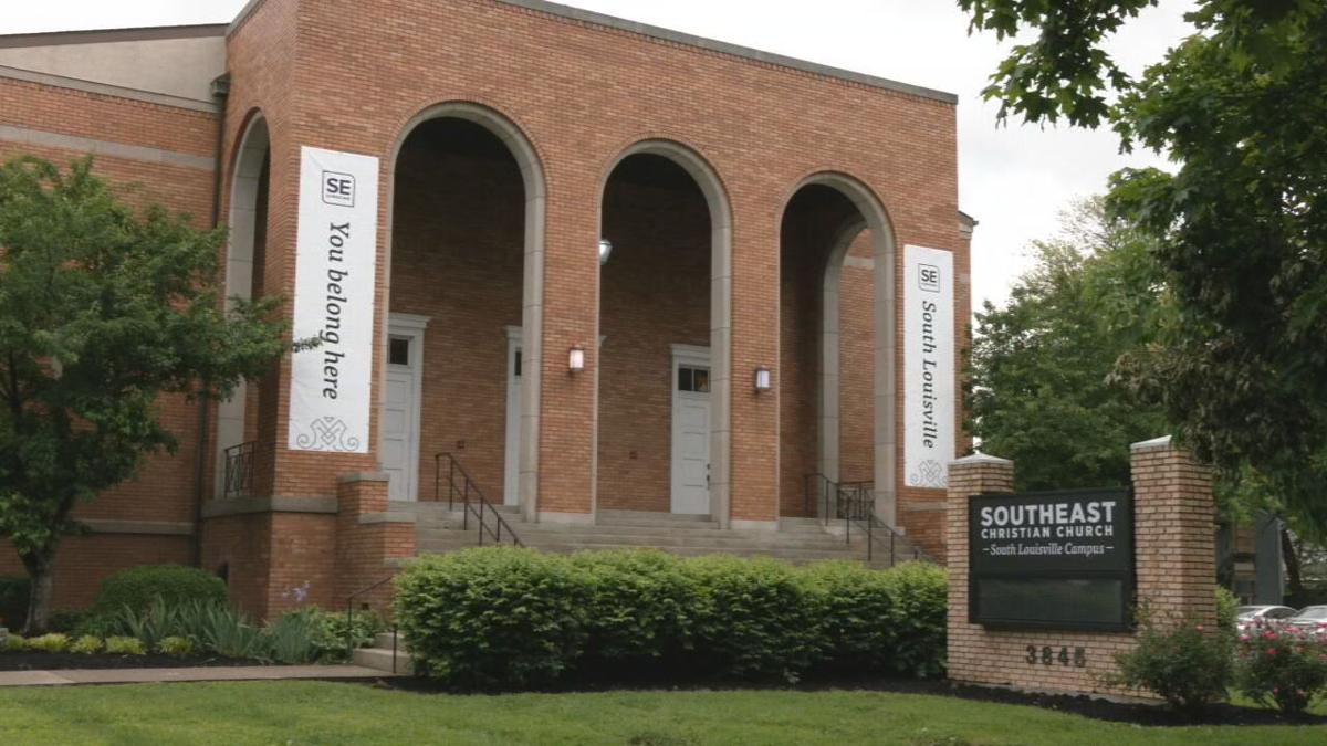 Southeast Christian Church Holds First Service At New South Louisville Campus News Wdrb Com