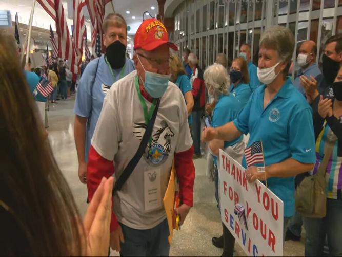 Honor Flight Bluegrass veterans return 10-20-21 (4).jpeg