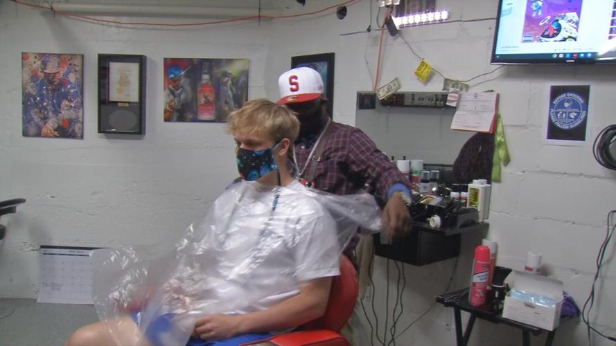 Barber shop disposable cape.jpg