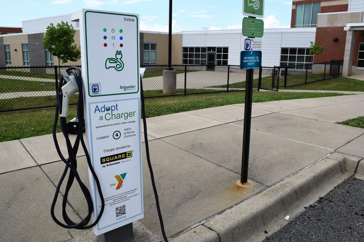 SUNDAY EDITION Charging ahead Electriccar era brings uncertainty