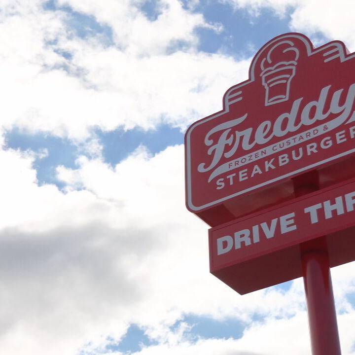 Freddy's Frozen Custard & Steakburgers opens on Bardstown Road 