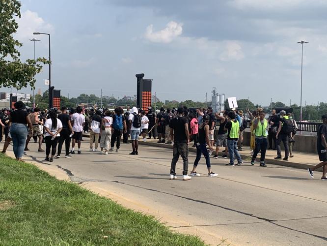 PROTESTSERS  ON CENTRAL AVENUE - AP 8-25-2020.jpg