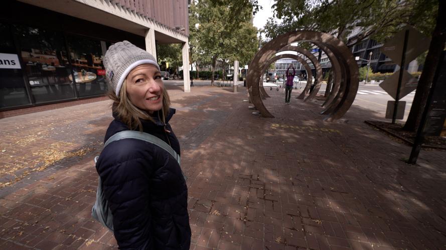 Handstanding Grandma 4.jpg