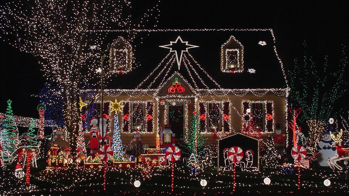 Louisville radio station adds Christmas music to playlist to 'lift spirits' during crisis
