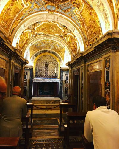 CALIPARI - VATICAN - CLEMENTINE CHAPEL - COURTESY UKCOACHCALIPARI ON TWITTER 1.jpg