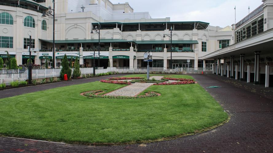 EMPTY CHURCHILL DOWNS - VIRUS PANDEMIC - 4-29-2020  PADDOCK 3.jpg