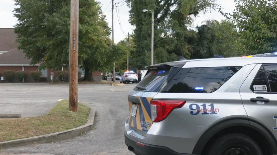 Teen shot in Algonquin Parkway