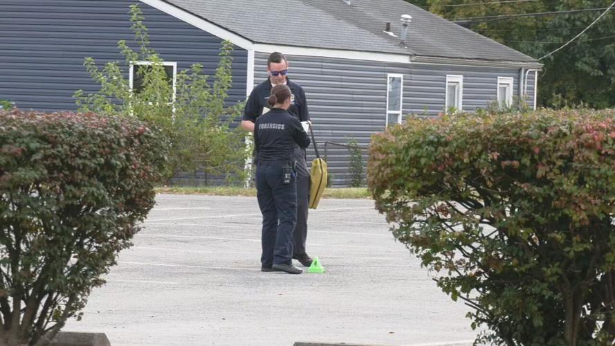 Teen shot in Algonquin Parkway