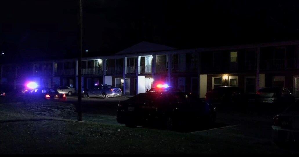 Man injured after shooting in Beechmont neighborhood, LMPD says Crime