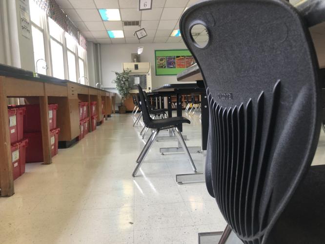 MEYZEEK MIDDLE CLASSROOM