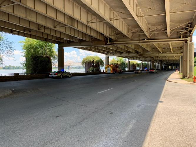 6th and River Road Body Recovery 1