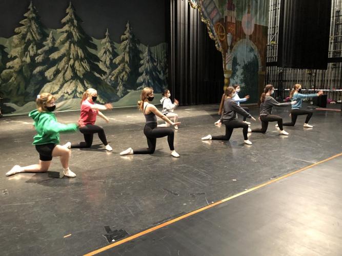 Kentucky schools move holiday performances online to keep traditions alive