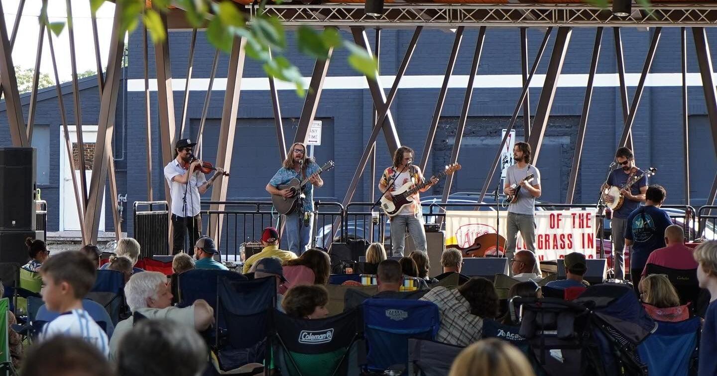 Roots Revue | Paristown to debut new bluegrass, folk music festival in Louisville this May - Vimarsana News