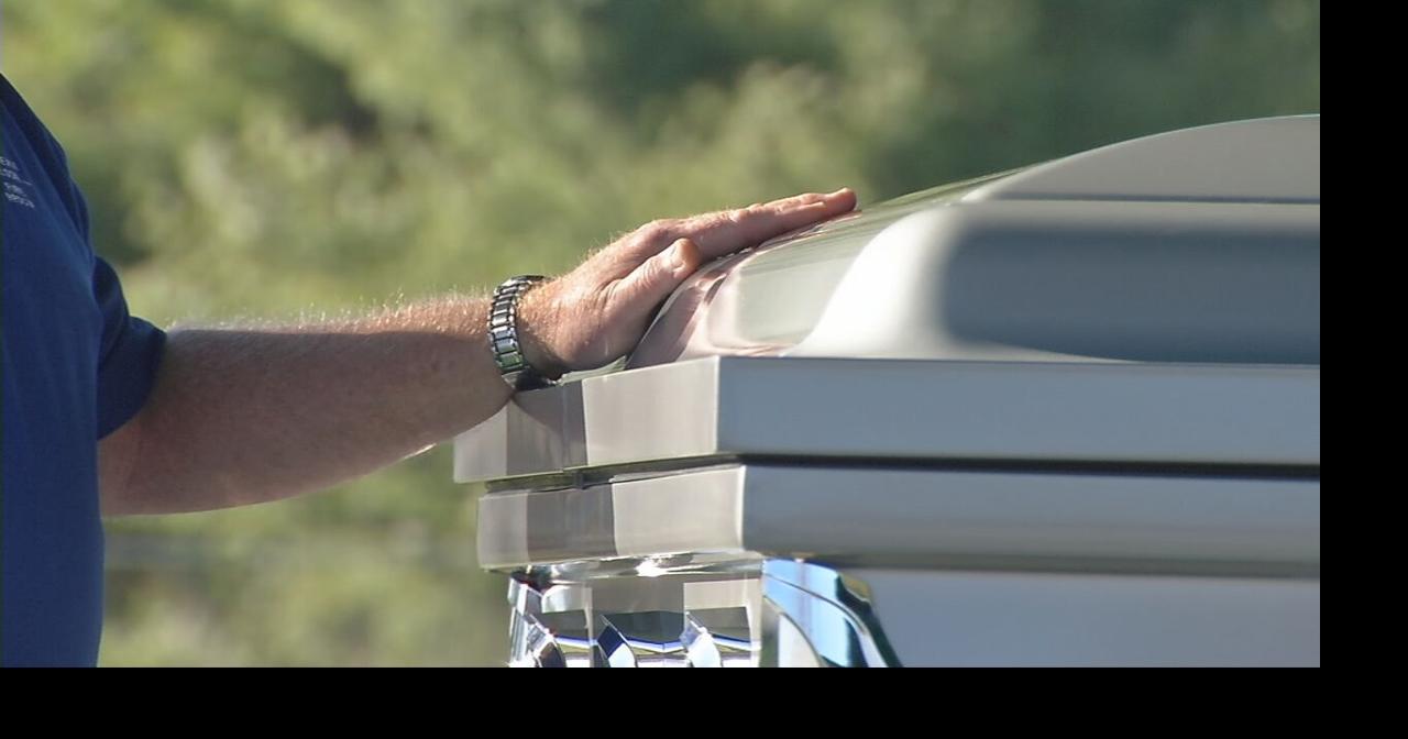 Bloomfield police chief laid to rest after 3-week battle with COVID-19 ...