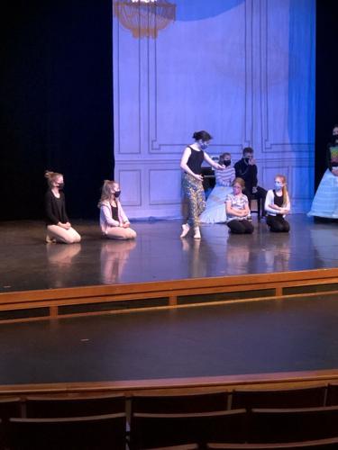 Kentucky schools move holiday performances online to keep traditions alive