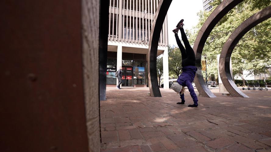 Handstanding Grandma 5.jpg