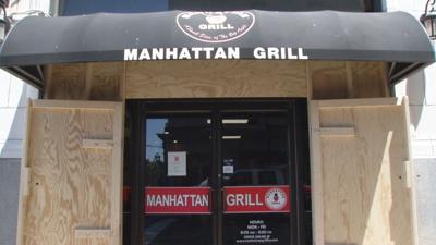MANHATTAN GRILL .jpg