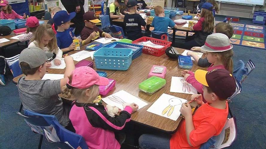 Southern Indiana elementary school students raise money for custodian after his open-heart surgery