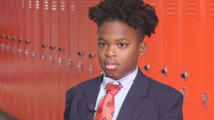 TEACHER TAKING KIDS TO DC 5pPKG.transfer_frame_6729 Marees Naves.jpg