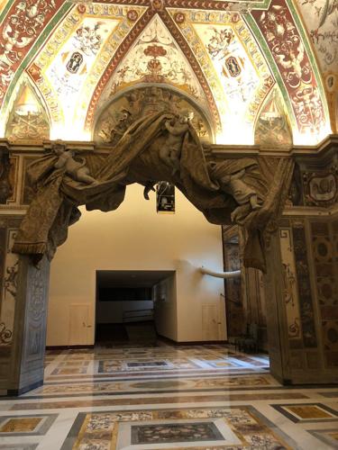 CALIPARI - VATICAN - PAPAL PRIVATE RESIDENCE - COURTESY UKCOACHCALIPARI ON TWITTER 3.jpg