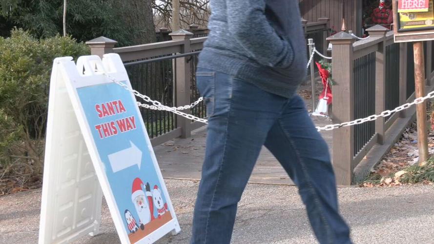 LOUISVILLE ZOO SANTA (2).jpeg