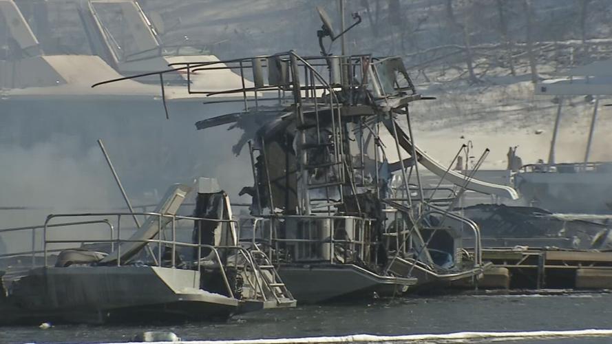 Patoka Lake boats damaged in fire.jpeg