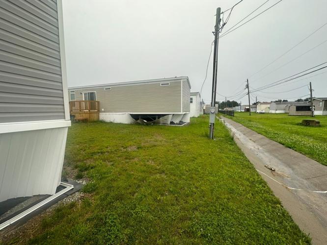 Mobile home damage.jpg