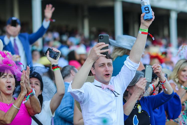 Kentucky Derby scene-6.jpg