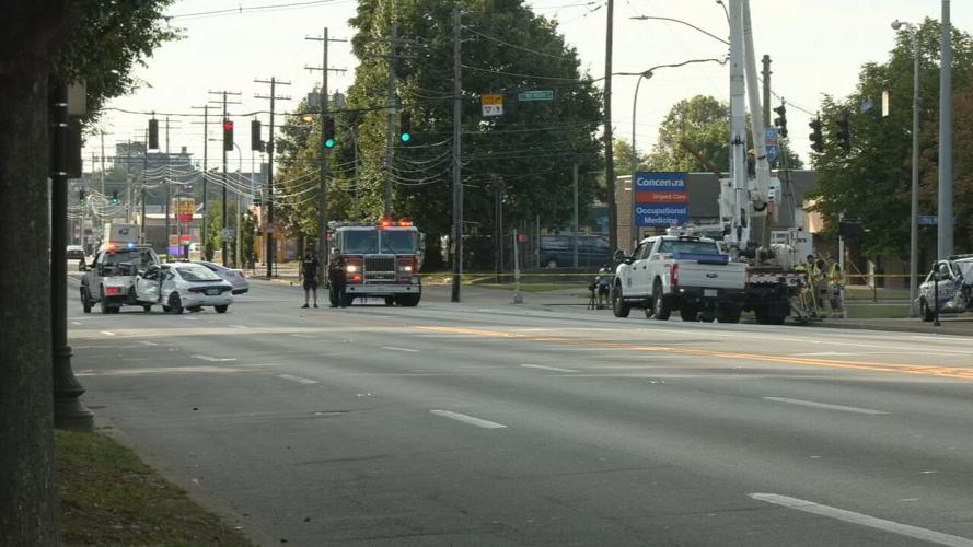 LMPD vehicle involved crash 9th and Broadway