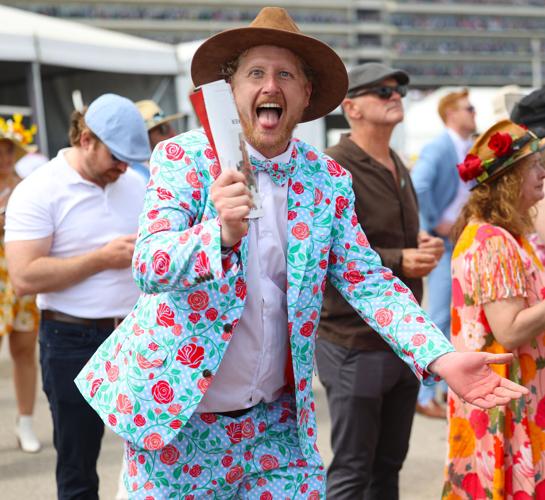 Man claps race magazine infield.JPG