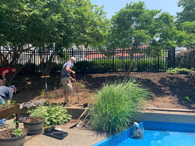 WDRB employees gather to plant and mulch the WDRB Flutter Farm