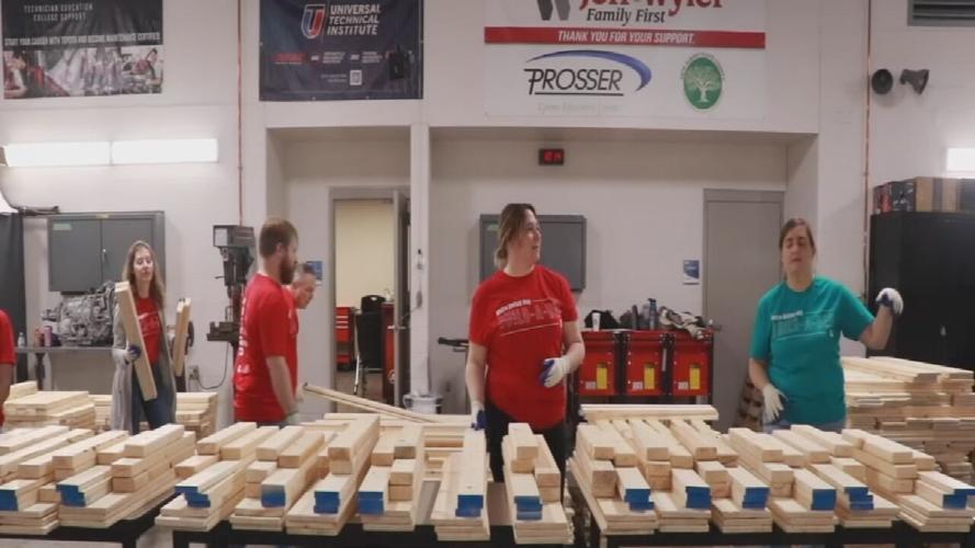 METRO UNITED BUILD A BED