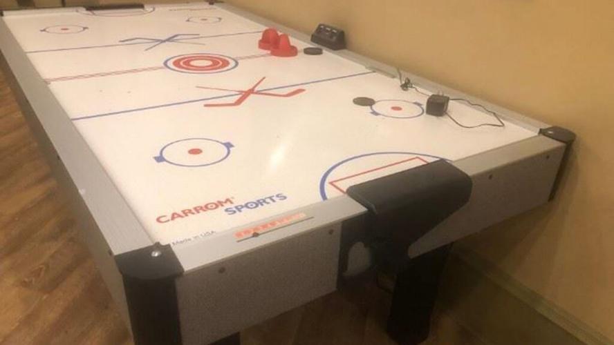 Jeff Foxworthy Air Hockey Table