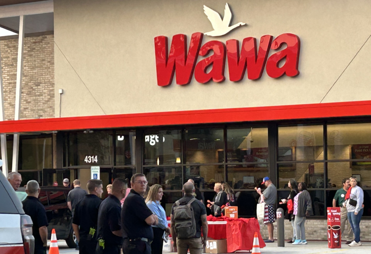 Crowds outside Wawa on Bardstown Road