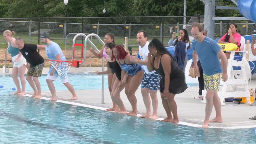 Louisville leaders do cannonballs in new Algonquin Park pool