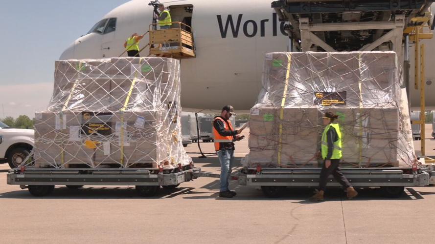 UPS PACKAGES TO POLAND 4-26-22