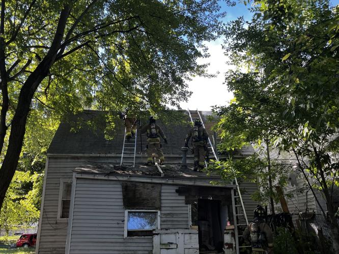 IMAGE | West Chestnut apartment fire aftermath