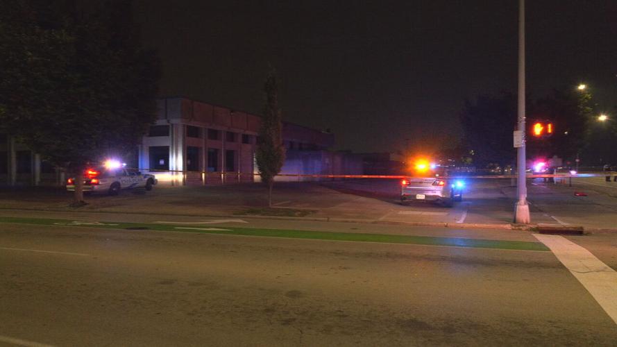 LMPD investigates shooting at 800 W. Muhammad Ali Blvd.