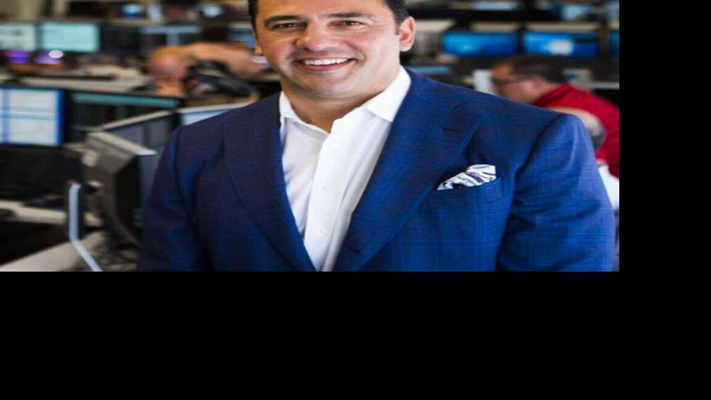 E. Javier Loya