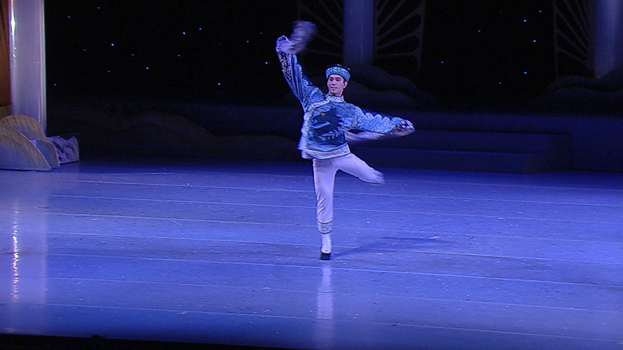 NUTCRACKER BROADCAST - 12-25-19 (19).png