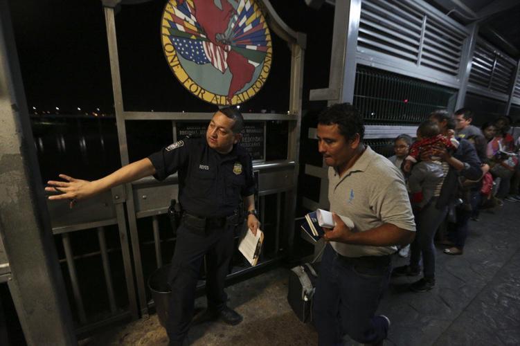 Mexico migrants 11-17-19 AP.jpeg