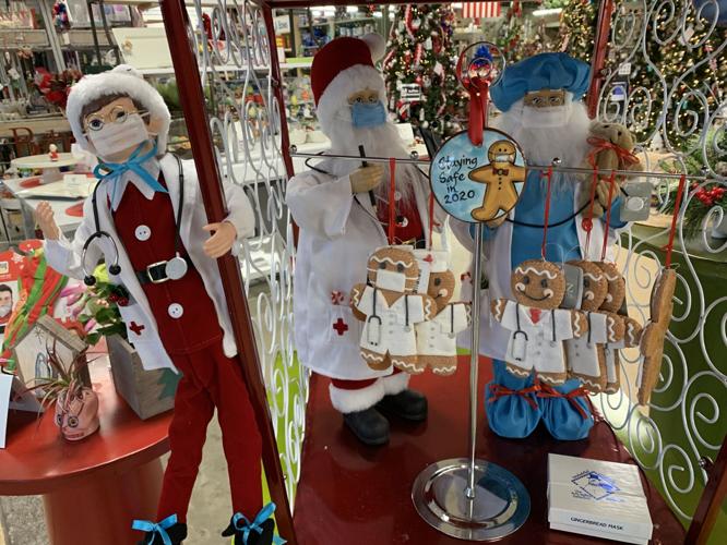 WALNUT RIDGE NURSERY - CHRISTMAS DECORATIONS WORKSHOP - TREES ELFS WREATHS KK - 11-17-2020  (5).JPG