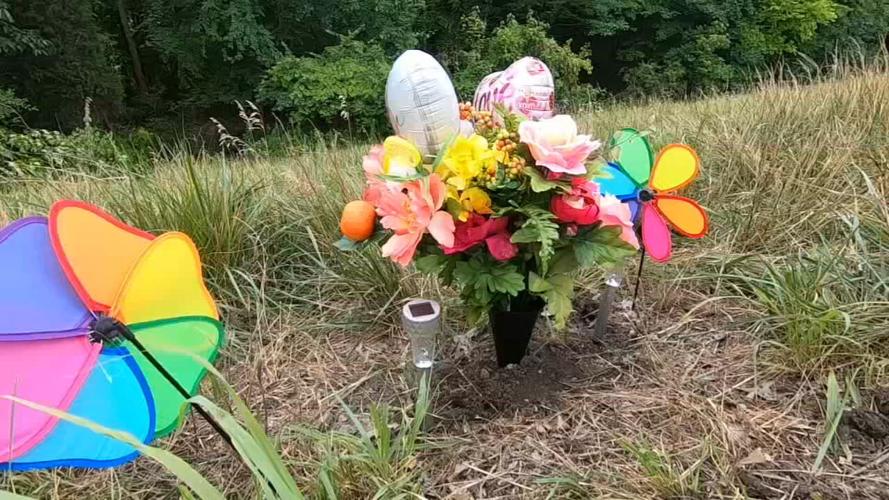 Loved ones create memorial for Taylor Fegett