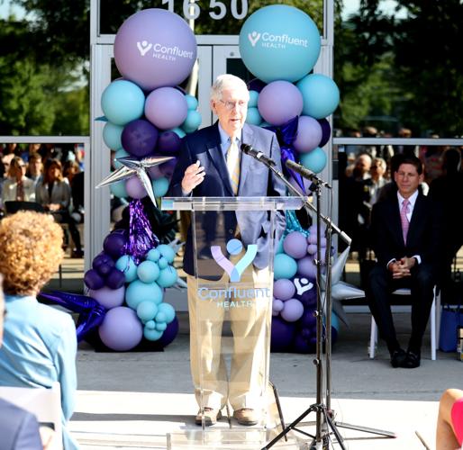 Sen. Mitch McConnell at Confluent Health ribbon cutting