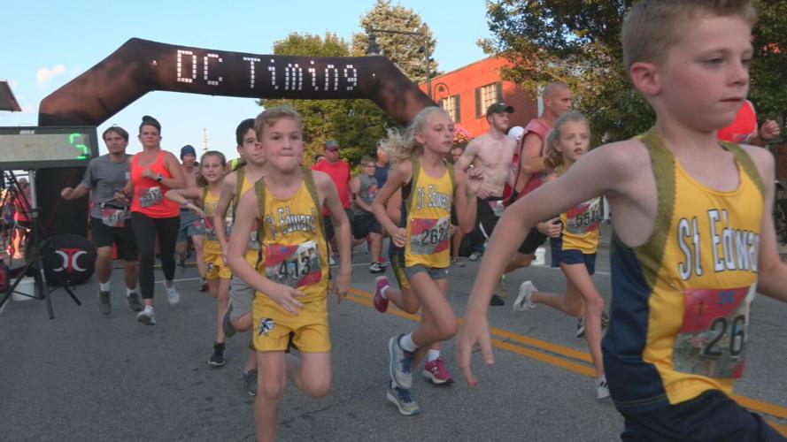 BW RAW GASLIGHT FESTIVAL 5K RUN WALK.jpeg