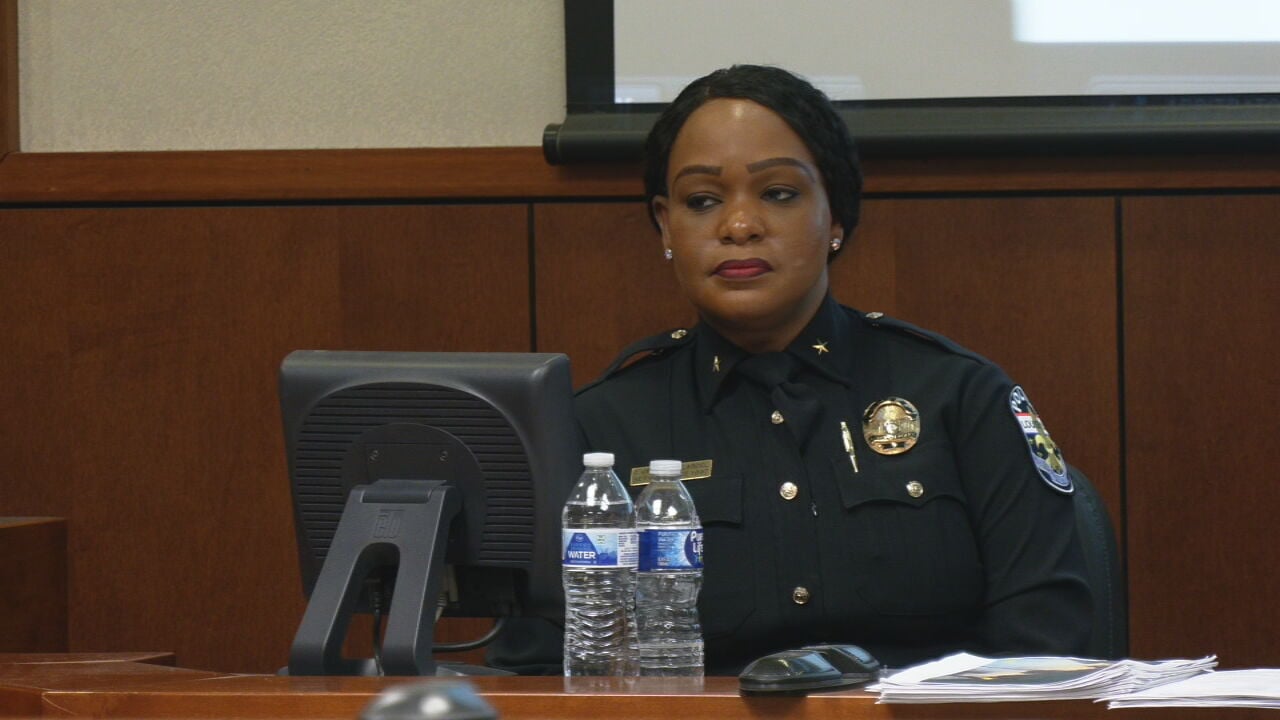 LMPD Chief Testifies She Wasn't Wearing Body Camera At Fatal Crash ...