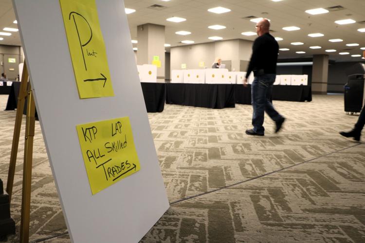 UAW vote Galt House 11-12-23