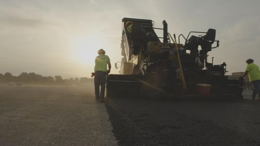 LOUISVILLE PAVING VACCINE MANDATE.jpeg