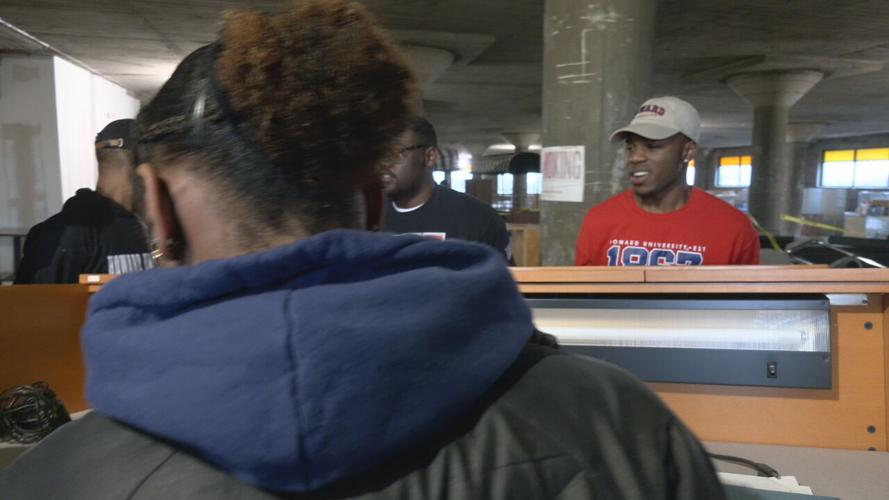 HOWARD STUDENTS CLEAN UP